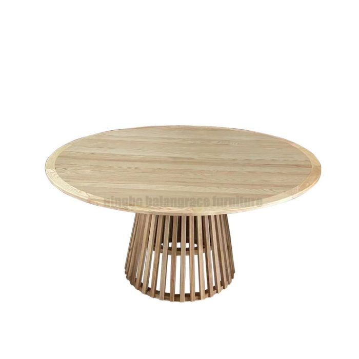 Masă Round Wood din lemn cu design rotund și finisaj elegant, ideală pentru saloane de evenimente, restaurante și hoteluri - fata