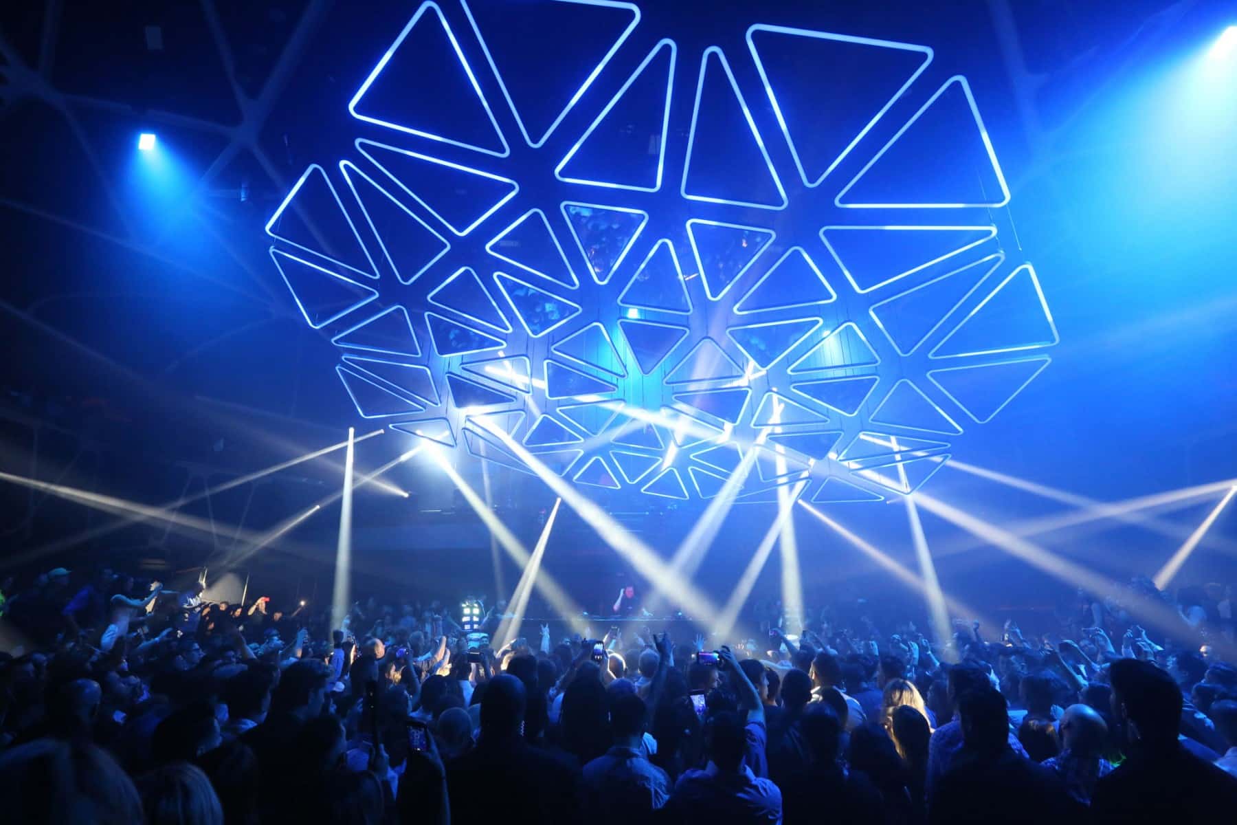 5.show-in-club Music Sync Show — spectacol sincronizat cu muzica - imagine 1